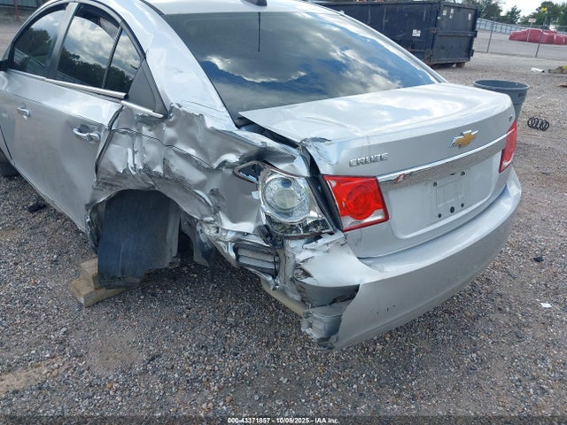 Chevrolet Cruze 1lt Auto 2015 1G1PC5SB1F7292977 Image 14