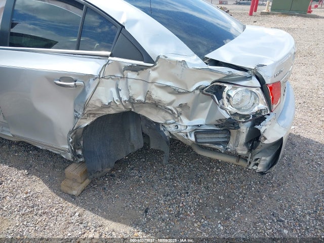 Chevrolet Cruze 1lt Auto 2015 1G1PC5SB1F7292977 Image 6