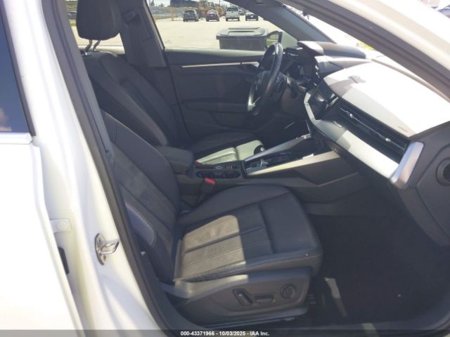 2022 AUDI A3 WAUAUDGY8NA026355 Photo 4