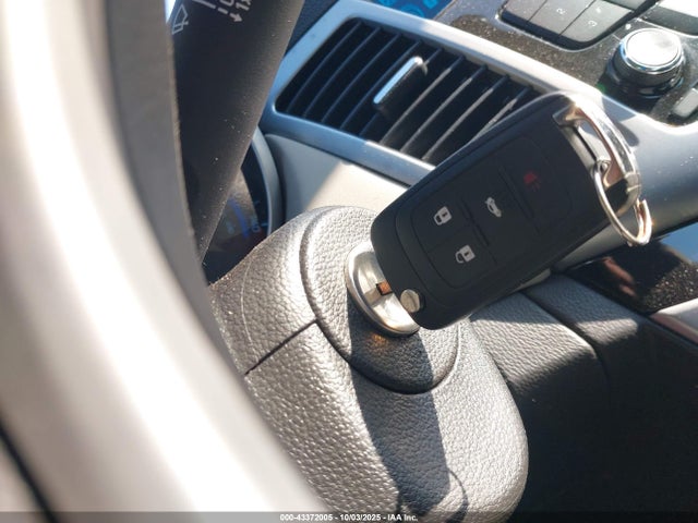 1G1PA5SG9F7182969 Chevrolet lwe