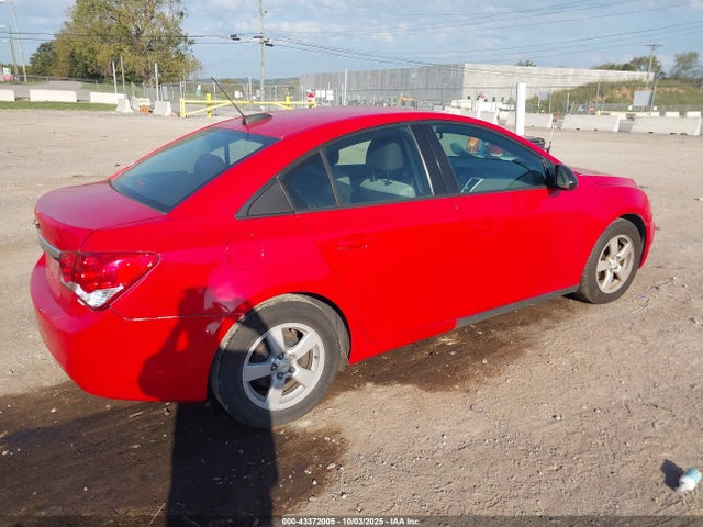 1G1PA5SG9F7182969 Chevrolet lwe