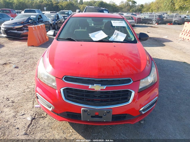 1G1PA5SG9F7182969 Chevrolet lwe