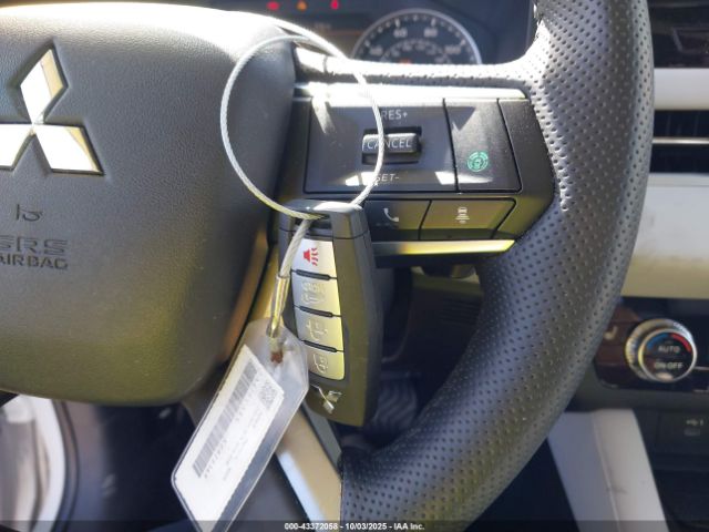 2025 MITSUBISHI OUTLANDER JA4J4VA8XSZ020369 Photo 10