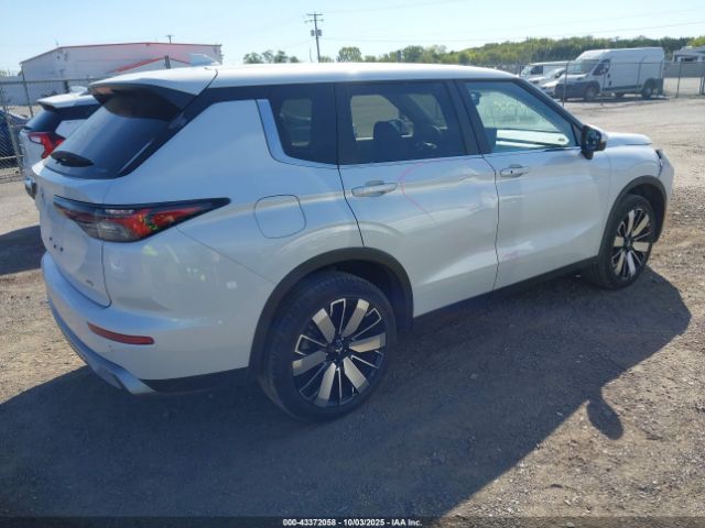 2025 MITSUBISHI OUTLANDER JA4J4VA8XSZ020369 Photo 3