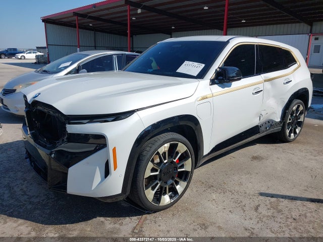 2025 BMW XM 5YM23CS04S9Z08259 Photo 1