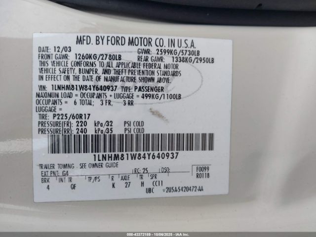 2004 LINCOLN TOWN CAR 1LNHM81W84Y640937 Photo 8