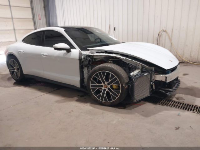 2022 PORSCHE TAYCAN WP0AA2Y1XNSA13136