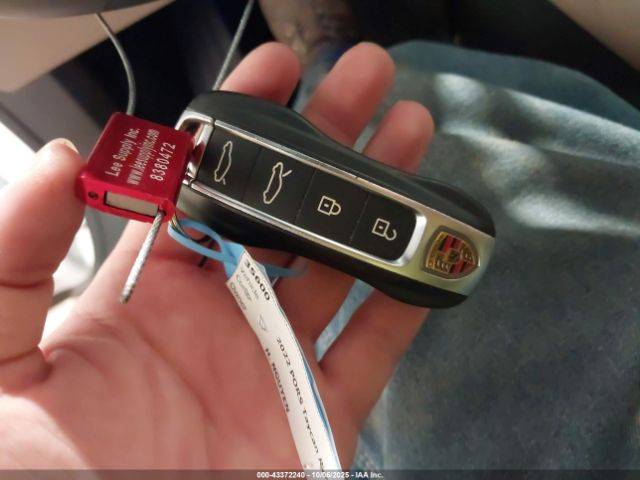 2022 PORSCHE TAYCAN WP0AA2Y1XNSA13136 Photo 10