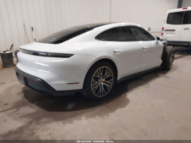 2022 PORSCHE TAYCAN WP0AA2Y1XNSA13136 Photo 3