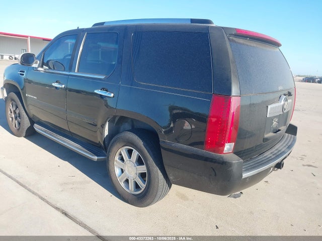 2007 CADILLAC ESCALADE 1GYFK63857R127626 Photo 2