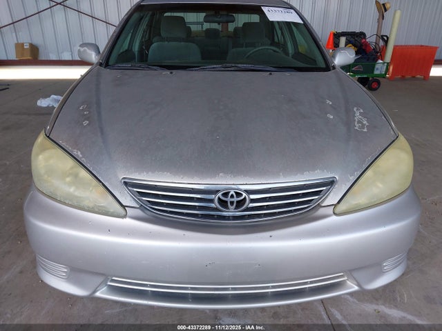 Aukcja sprzedaży 2005 Toyota Camry Le, vin: 4T1BE32K45U943272, numer aukcji: 43372289