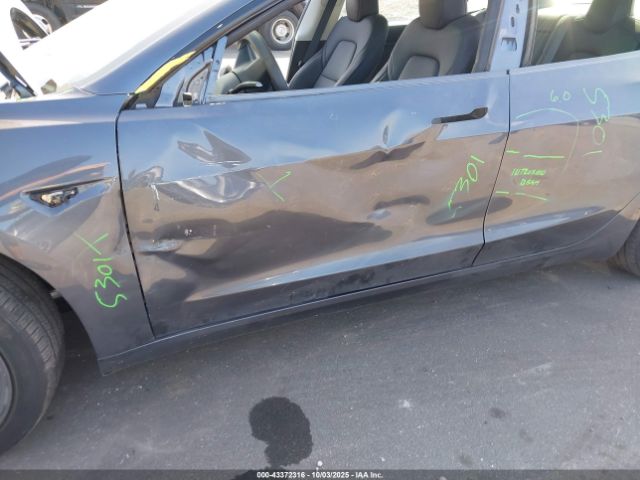 2023 TESLA MODEL 3 5YJ3E1EA5PF676266 Photo 5