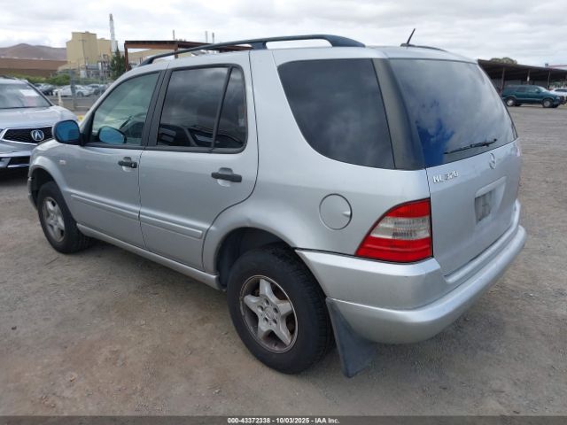 2001 MERCEDES-BENZ ML 320 4JGAB54E31A282384 Photo 2