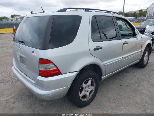 2001 MERCEDES-BENZ ML 320 4JGAB54E31A282384 Photo 3