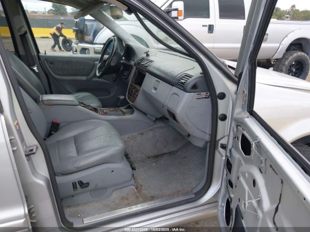 2001 MERCEDES-BENZ ML 320 4JGAB54E31A282384 Photo 4