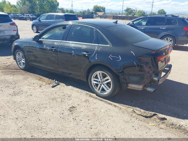 2017 AUDI A4 WAUGNAF46HN018112 Photo 2