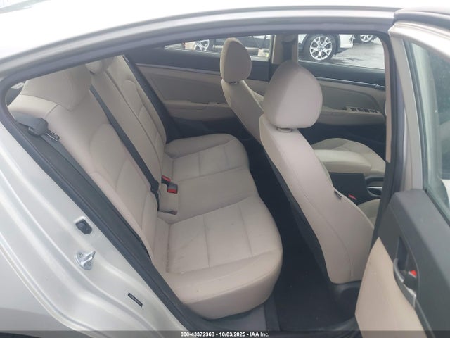 5NPD84LFXHH011345 Hyundai Elantra