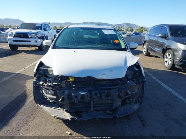 Ford Focus Titanium 2014 1FADP3J20EL374876 Image 13