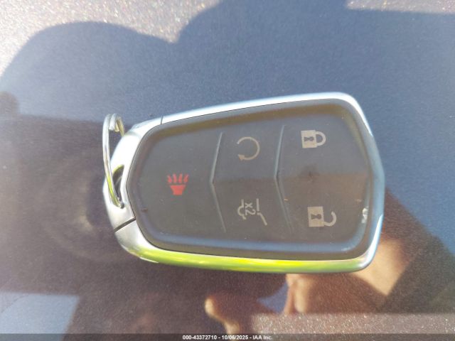 2017 CADILLAC XT5 1GYKNDRSXHZ207759 Photo 10