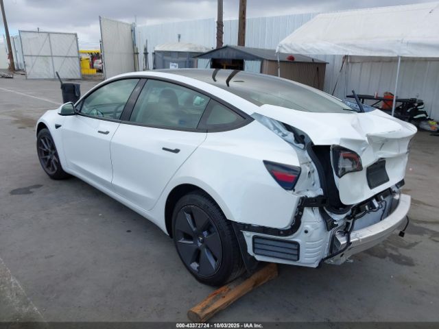 2022 TESLA MODEL 3 5YJ3E1EA8NF245112 Photo 2