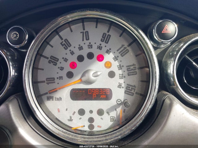 2008 MINI COOPER S WMWRH33508TL96592 Photo 6