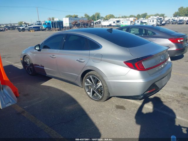 2022 HYUNDAI SONATA 5NPEJ4J26NH136945 Photo 2