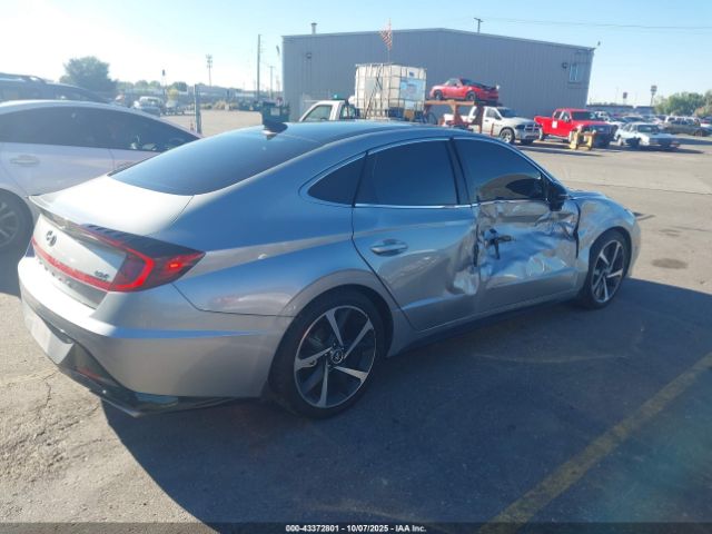 2022 HYUNDAI SONATA 5NPEJ4J26NH136945 Photo 3