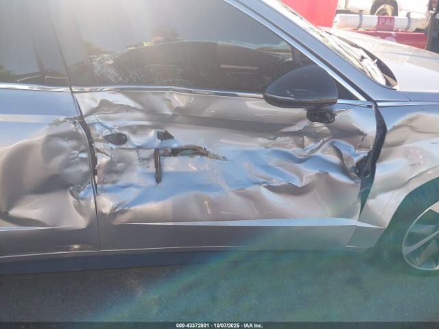 2022 HYUNDAI SONATA 5NPEJ4J26NH136945 Photo 5