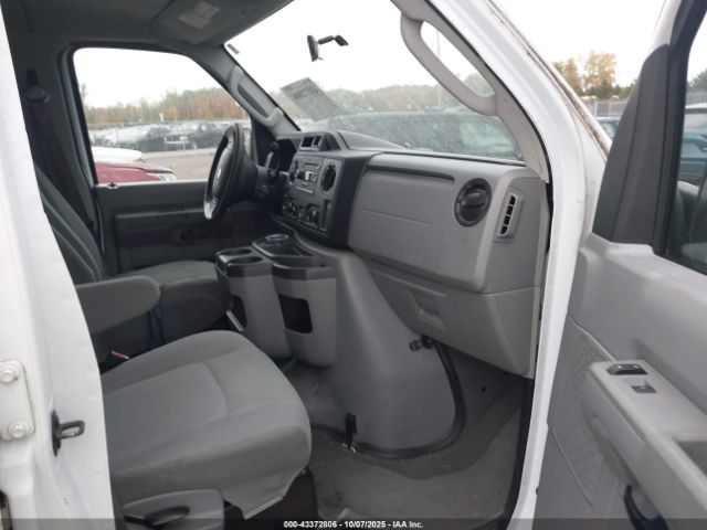 2011 FORD E-350 SUPER DUTY 1FBSS3BL5BDA60092 Photo 4