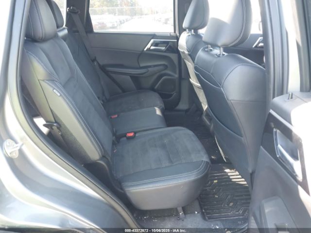 2023 MITSUBISHI OUTLANDER JA4J4UA88PZ054327 Photo 7
