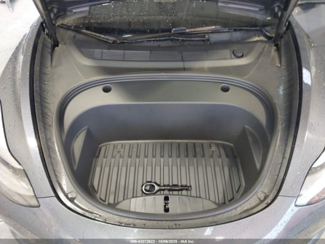 2023 TESLA MODEL 3 5YJ3E1ECXPF712261 Photo 9