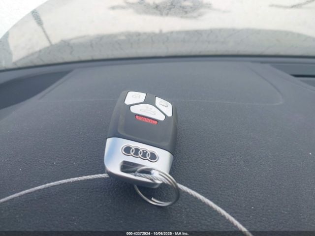 2022 AUDI A4 WAUBBAF41NN002768 Photo 10