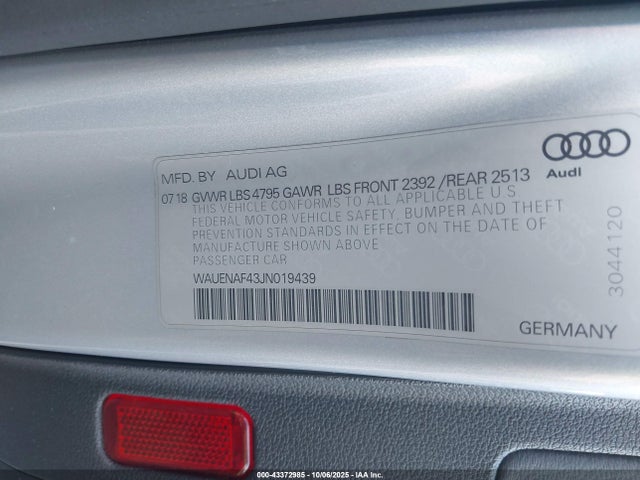 2018 AUDI A4 WAUENAF43JN019439 Photo 8
