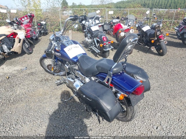 2006 HARLEY-DAVIDSON FXDWGI 1HD1GP1166K307328 Photo 2