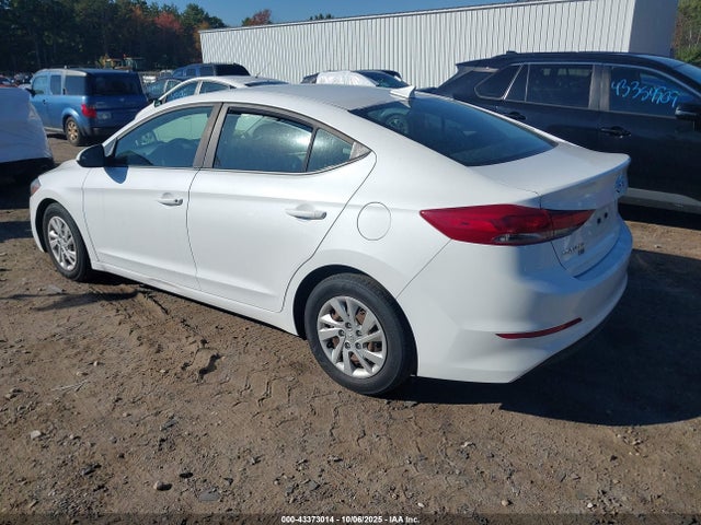 Hyundai 2017 2017 5NPD74LF3HH168749 Image 3