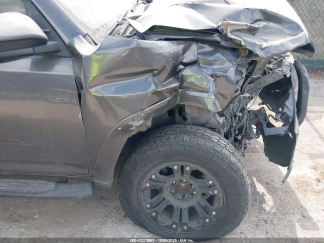 2017 TOYOTA 4RUNNER JTEZU5JR8H5156514 Photo 5