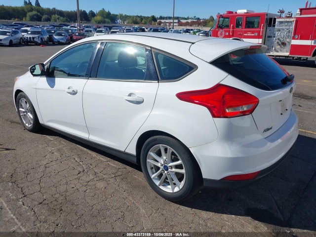 Ford 2015 2015 1FADP3K22FL306921 Image 3
