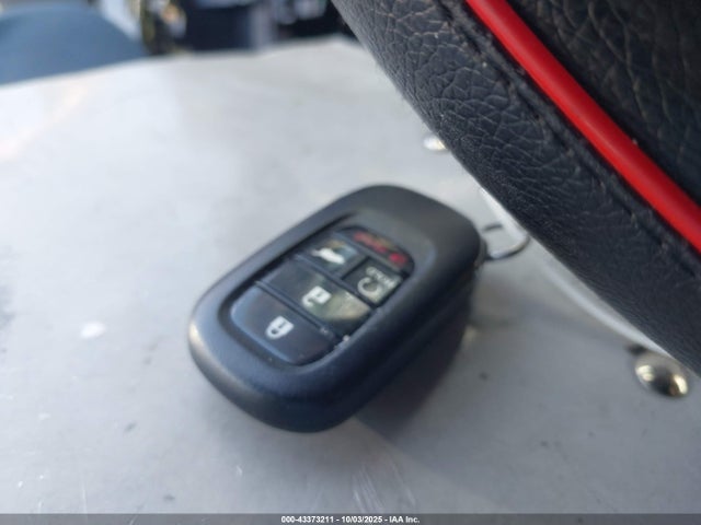2025 Honda Civic Sedan Sport მანქანა იყიდება აუქციონზე, vin: 19XFL2H85SE028748, აუქციონის ნომერი: 43373211