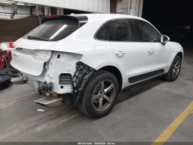 2020 PORSCHE MACAN WP1AA2A5XLLB03841 Photo 3