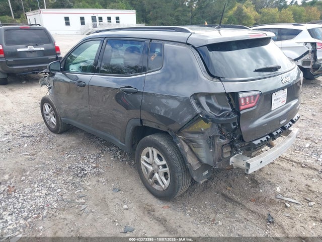 3C4NJCAB6JT250691 Jeep Compass Sport Fwd