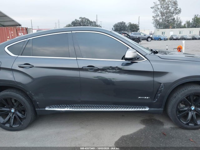BMW X6 2018 5UXKU2C54J0X50632 Image 13