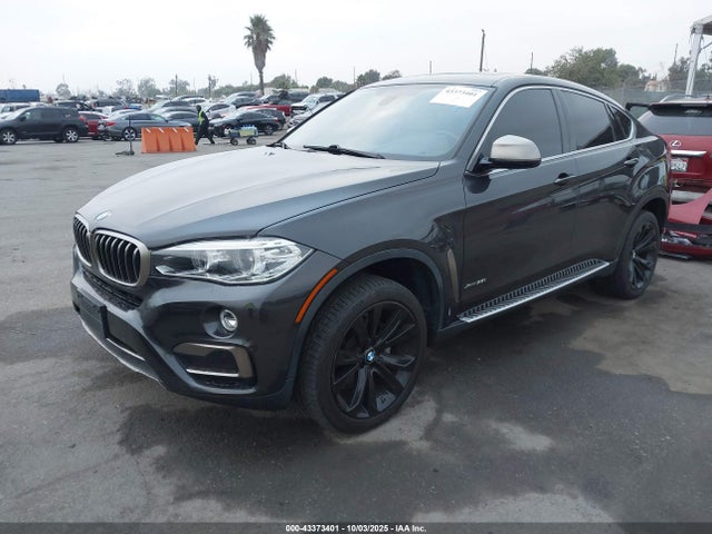 BMW X6 2018 5UXKU2C54J0X50632 Image 2