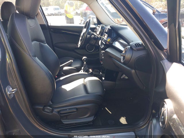 2015 MINI HARDTOP WMWXU3C58F2B62063 Photo 4