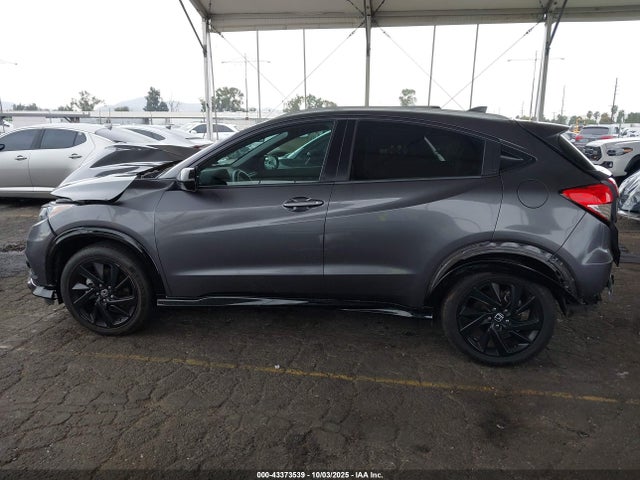 3CZRU5H13NM716136 Honda Hr-v 2wd Sport