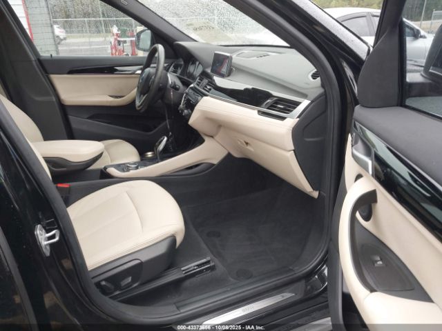 2020 BMW X1 WBXJG7C04L5P25163 Photo 4
