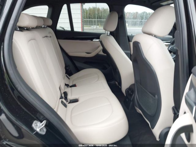 2020 BMW X1 WBXJG7C04L5P25163 Photo 7