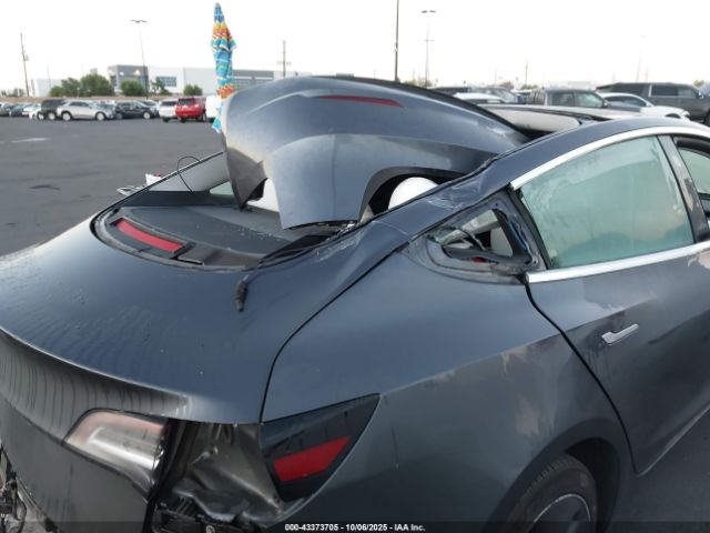 2019 TESLA MODEL 3 5YJ3E1EAXKF312546 Photo 5