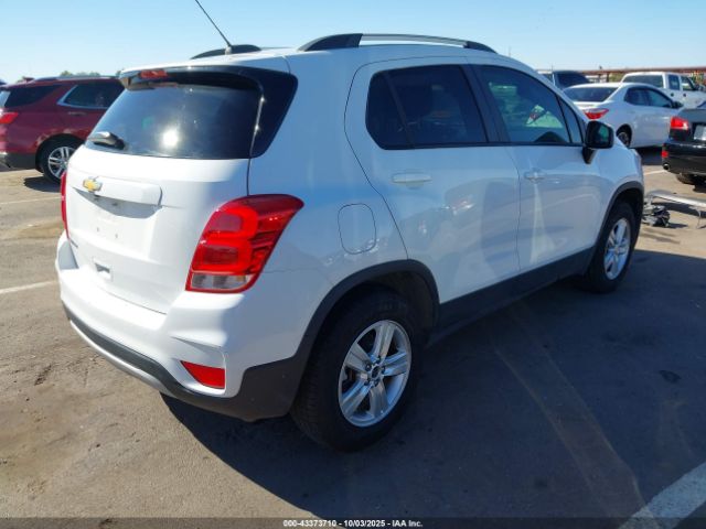 2022 CHEVROLET TRAX KL7CJPSM1NB512698 Photo 3