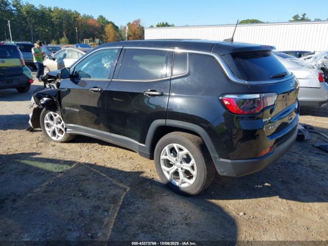 2024 JEEP COMPASS 3C4NJDAN3RT153282 Photo 2