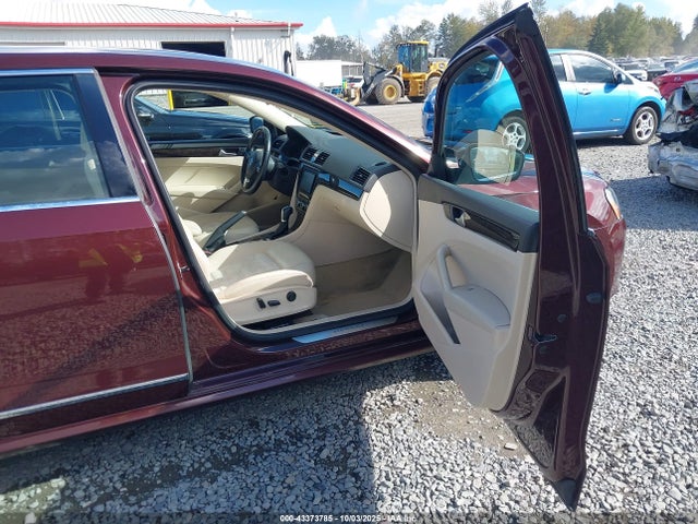 Volkswagen 2014 2014 1VWCN7A35EC077501 Image 5
